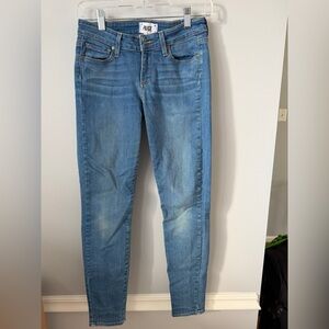 PAIGE Light Blue Women's Skinny Jeans inseam 28” low rise